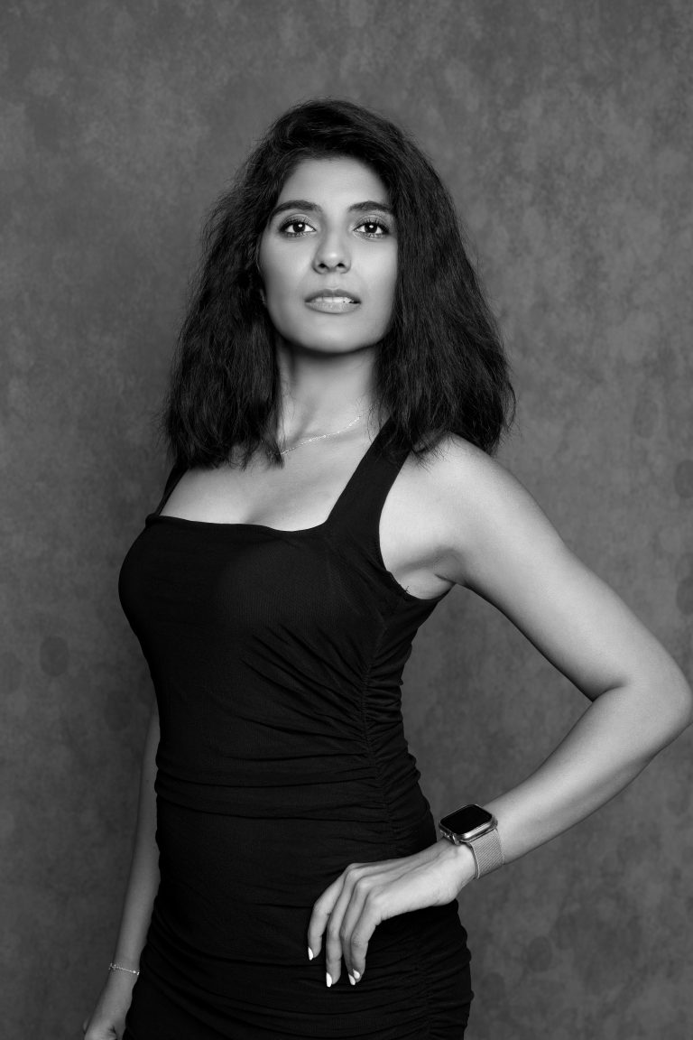 276A6976-B&W